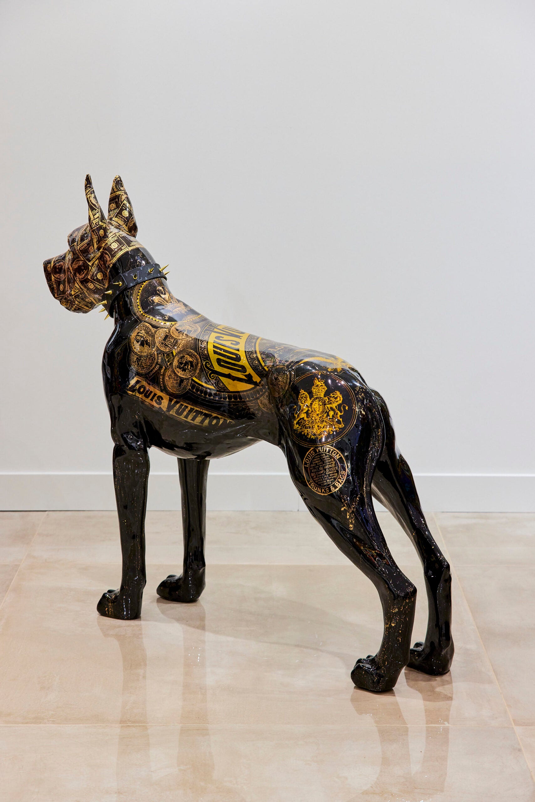Golden Louis Vuitton danish dog - Buy Luxury High-End Art Online –  theluxxart